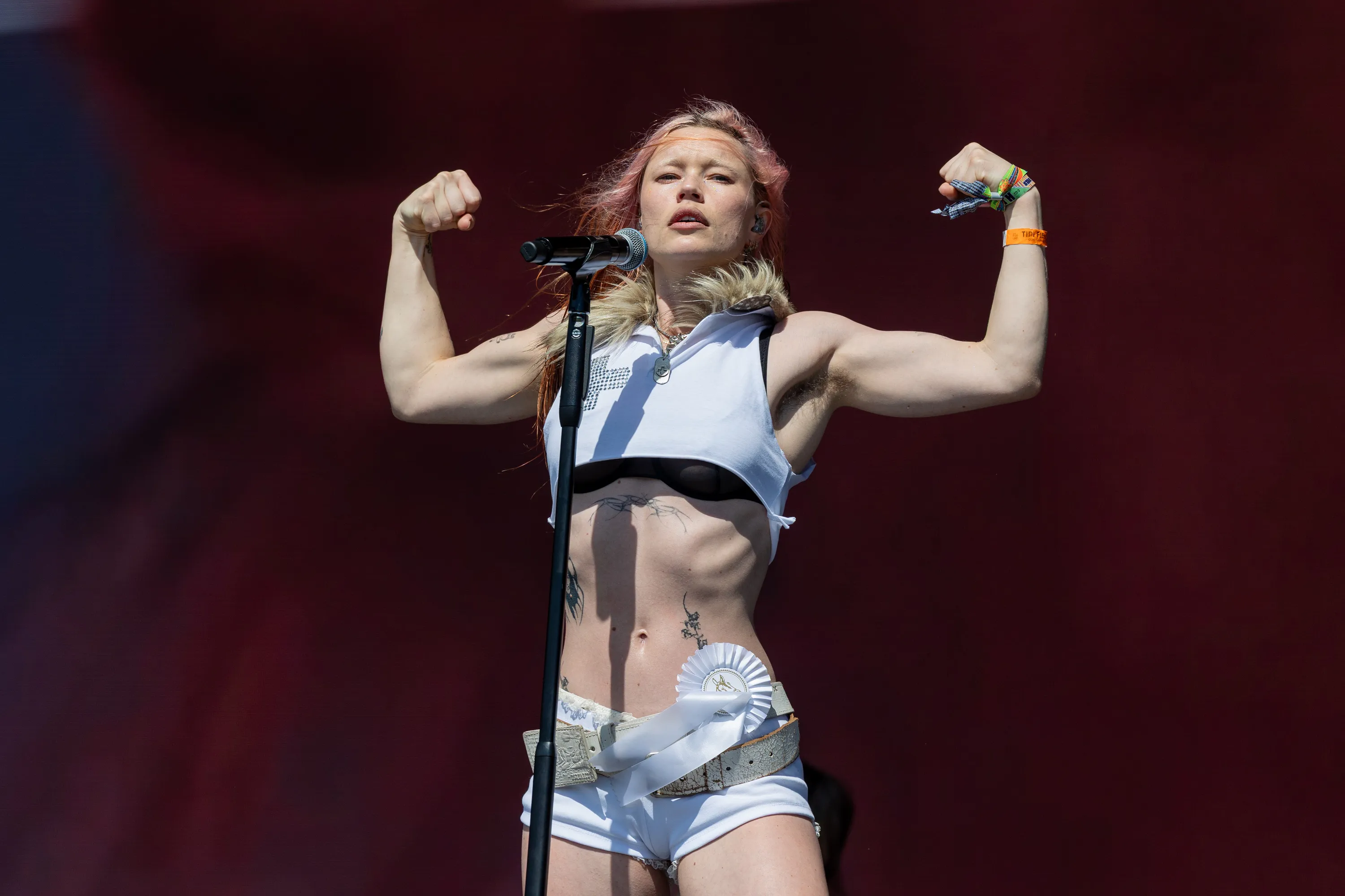 Rhian Teasdale from Wet Leg at Glastonbury 2025