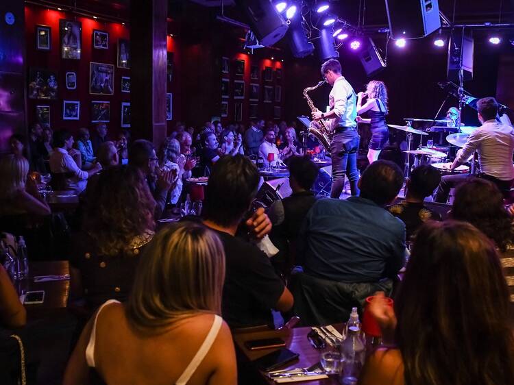 Trumpet and brush: a Cortázar tribute at Bebop Club