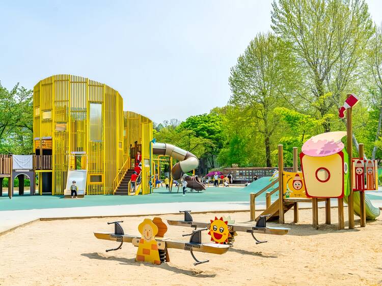 兒童大公園：一站式動物園遊樂場