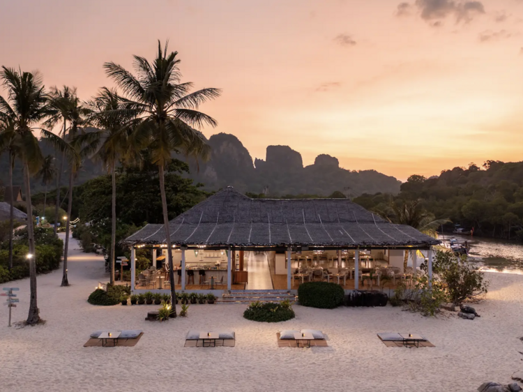 SAii Phi Phi Island Village