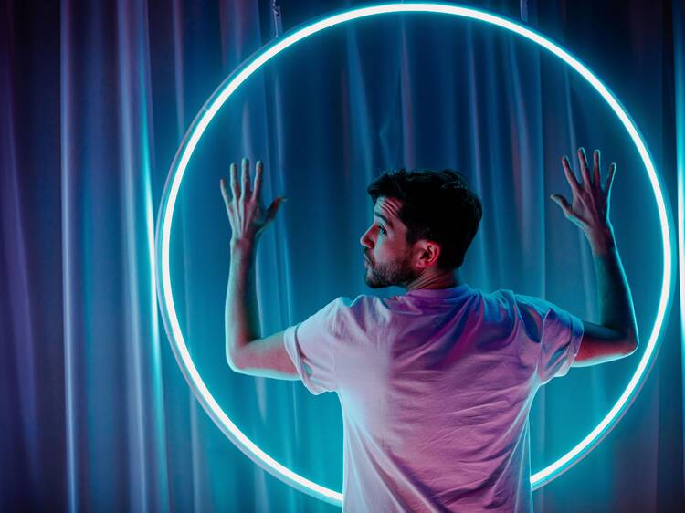 Discover new one-man show ‘Get Happy’ at Omnibus Theatre’s 96 Festival
