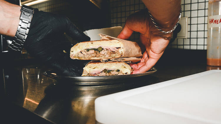 Tosta, sandes