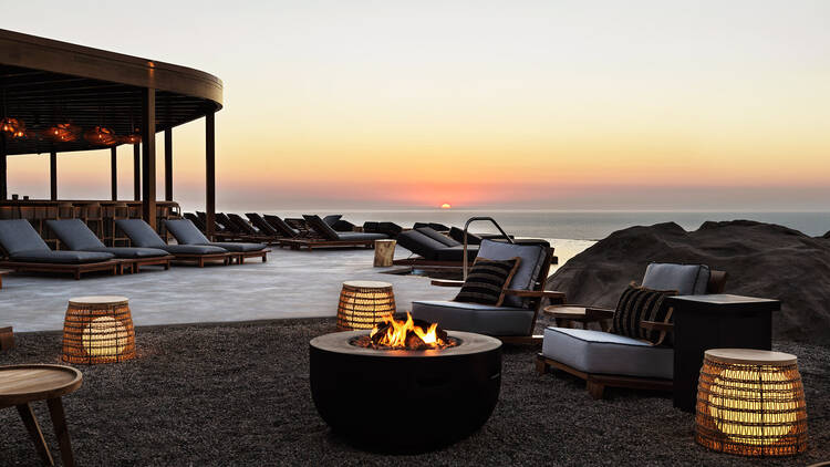 The bar on the rocks at Magma Resort Santorini