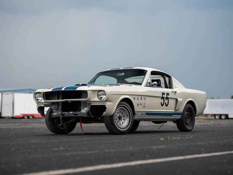 See the classic cars (and the racing events) at the Estoril Autodrome