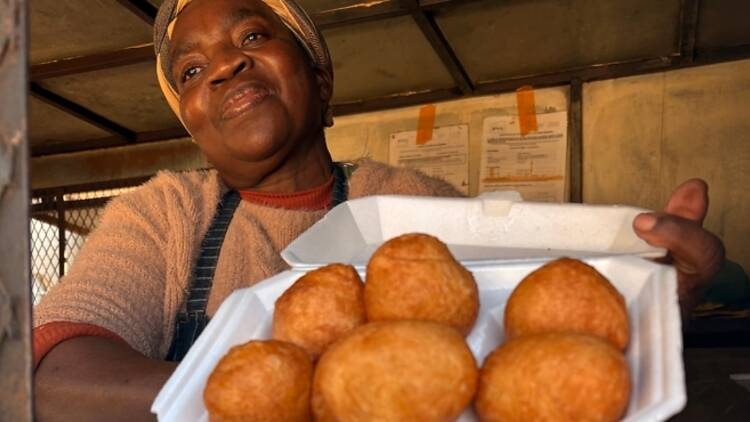 Agnes Nethengwe sells vetkoek in Midrand