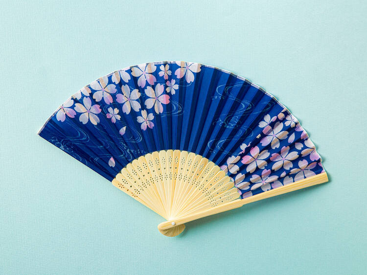 Folding fan