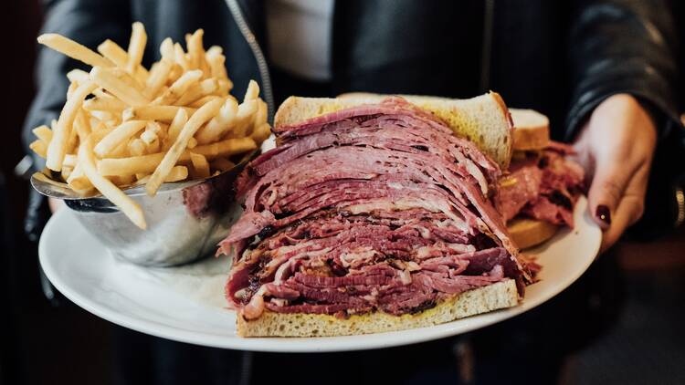 Montreal smoked meat sandwich makes World’s Best Sandwich list
