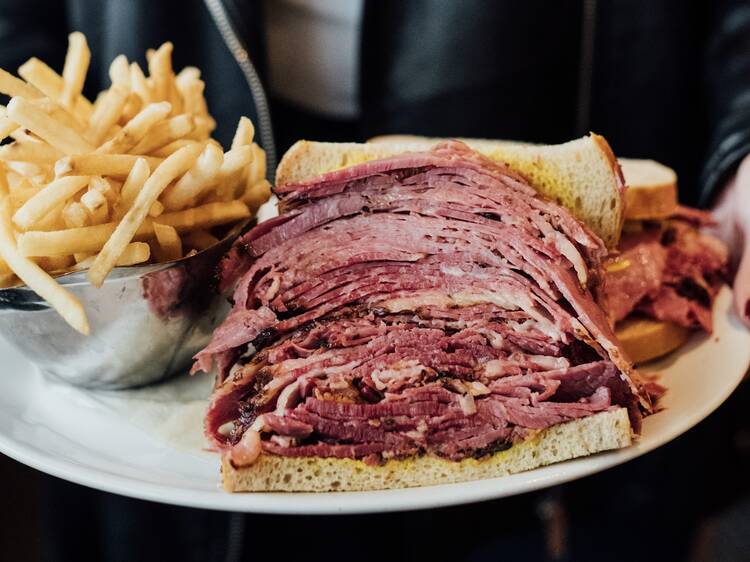 Montreal smoked meat sandwich makes World’s Best Sandwich list
