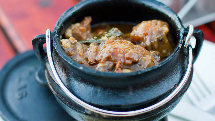 Oxtail Potjiekos