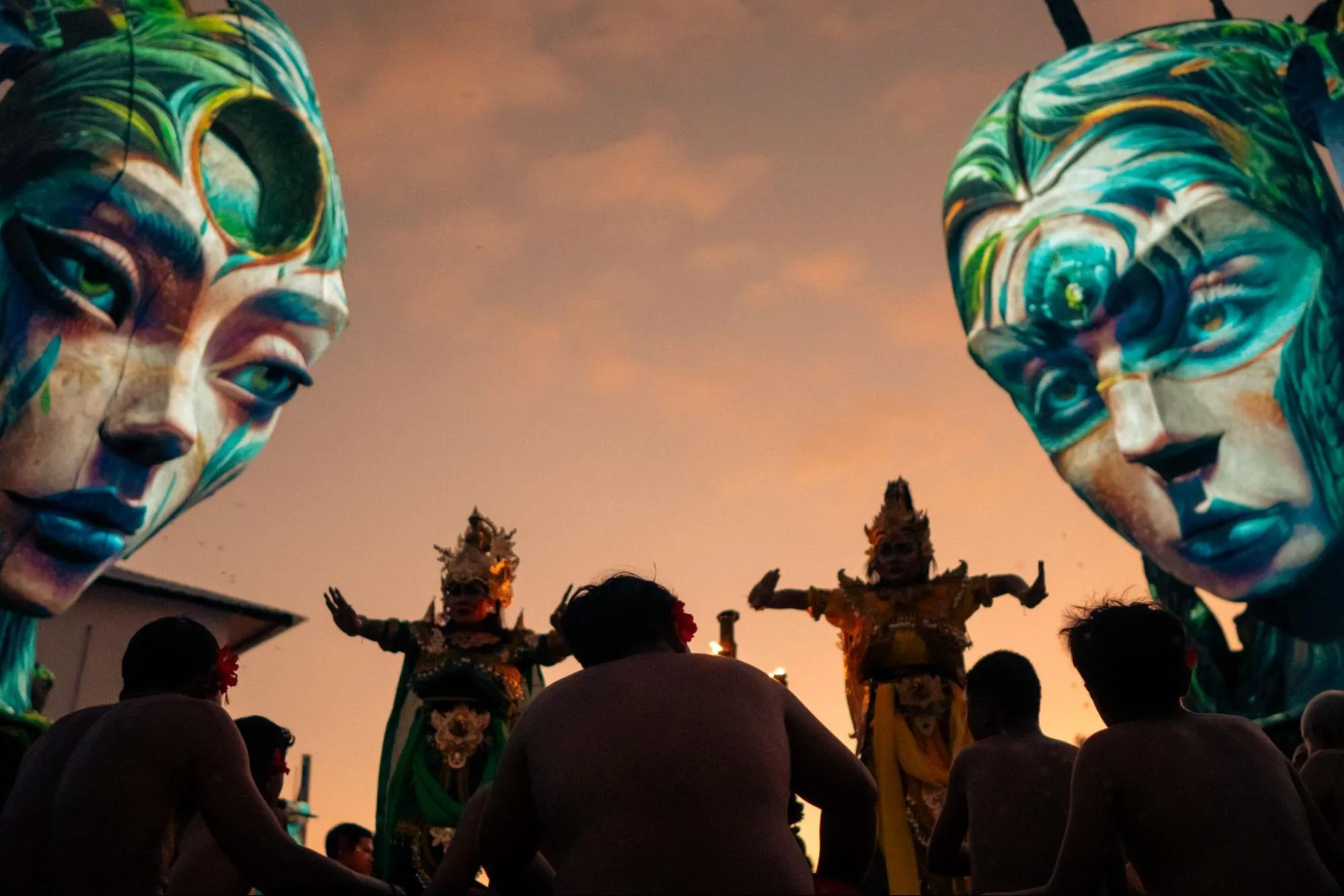 Oshom Bali