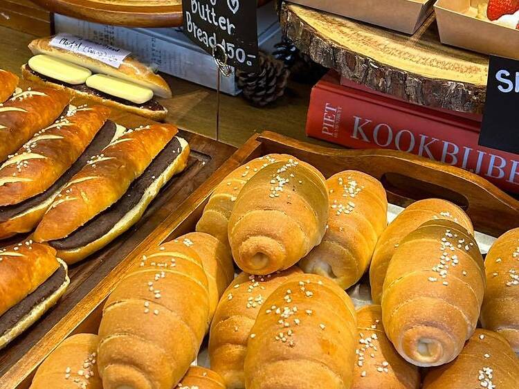 LoafyCo Bakery House