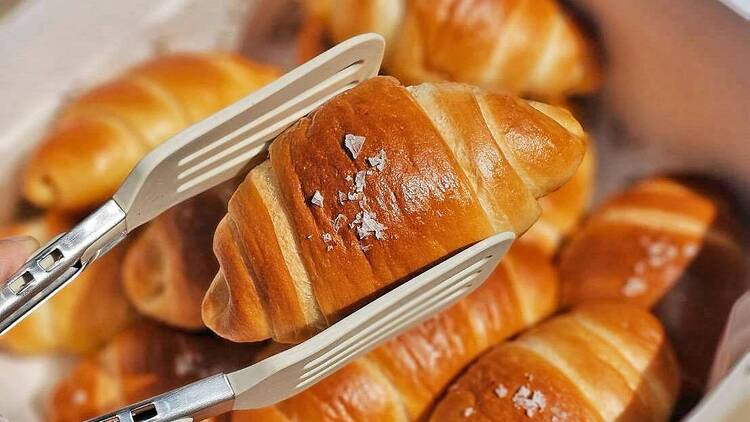 MiKA Bakehouse & Coffee