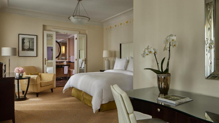 One of the bedrooms offered at the Four Seasons Hotel Gresham Palace in Budapest