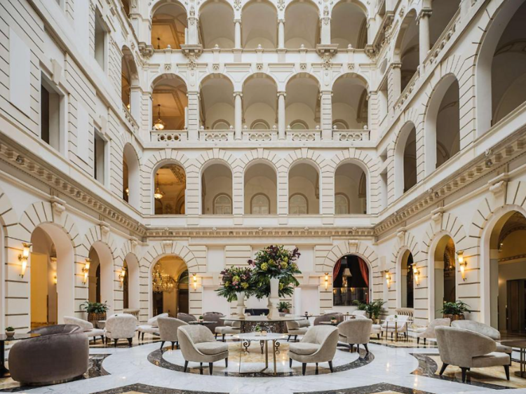 Anantara New York Palace