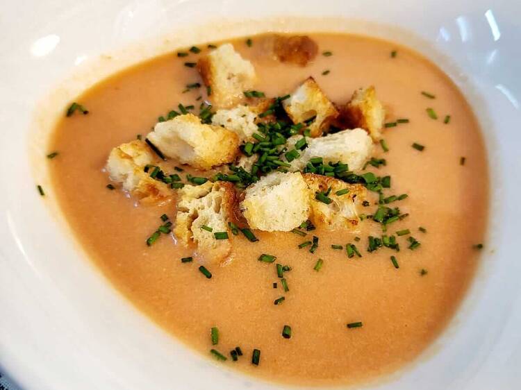 Bullanga: el gazpacho clásico, con un giro tostado