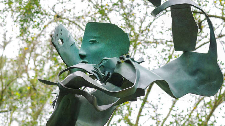 Lee Kuang Yu sculpture