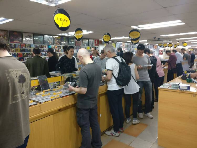 La tienda de discos más legendaria de Madrid se podría trasladar lejos de la Plaza de Callao tras 60 años abierta La tienda de discos más legendaria de Madrid se podría trasladar lejos de la Plaza de Callao tras 60 años abierta