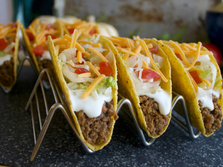 Tacos a 1 euro todo el fin de semana: la oferta de esta famosa cadena mexicana para comer de madrugada por el centro de Madrid Tacos a 1 euro todo el fin de semana: la oferta de esta famosa cadena mexicana para comer de madrugada por el centro de Madrid