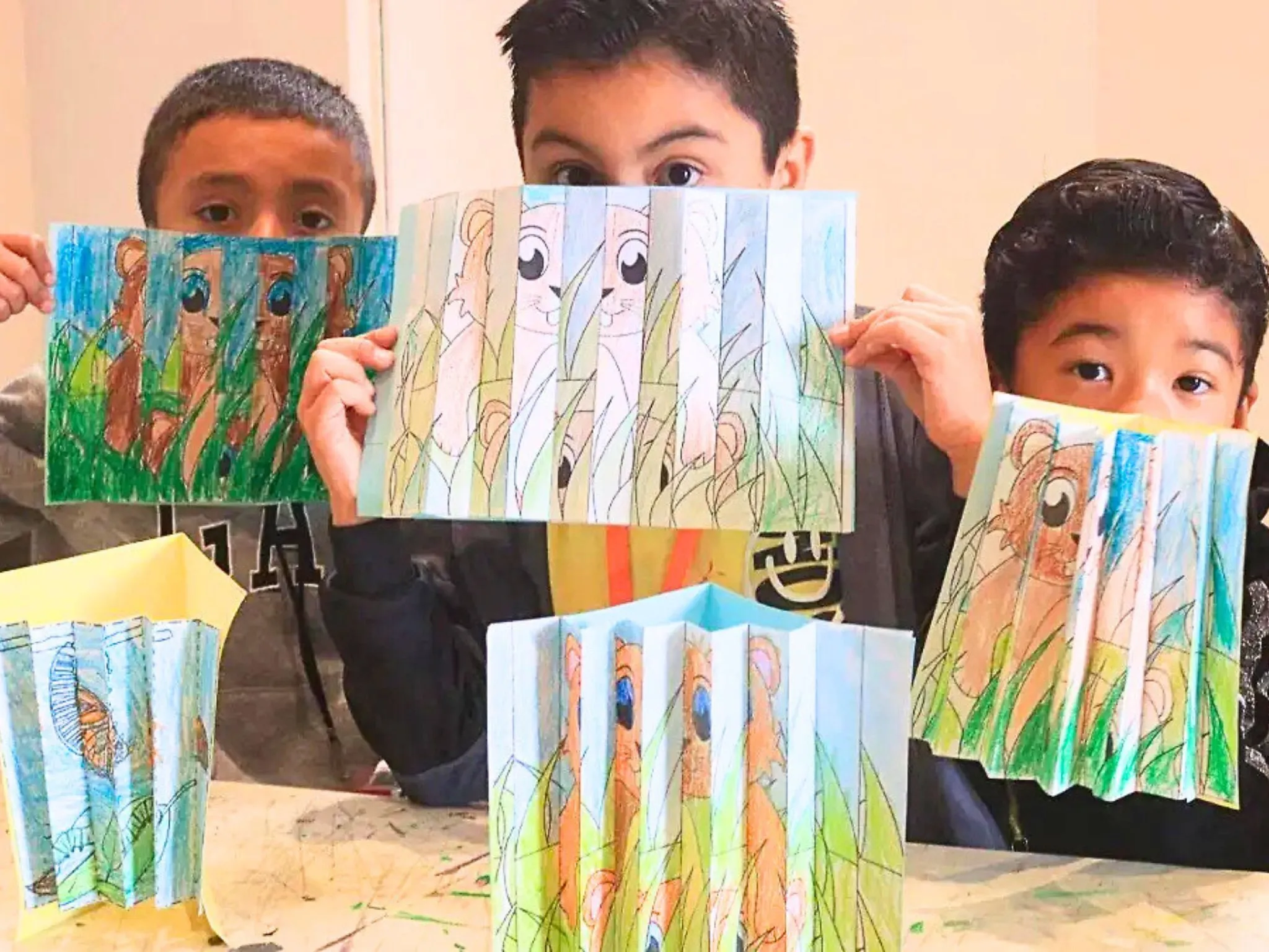 Niños en cursos gratis de verano en FAROS