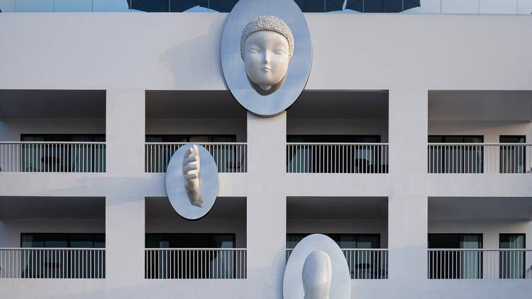 The StandardX, Bangkok Phra Arthit