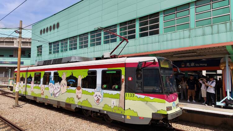 香港 Chiikawa 展覽攻略2025：Chiikawa Days 展覽門票、購票連結、Chiikawa 輕鐵列車、拉麵店、活動時間表及 Chiikawa 飲茶公仔系列