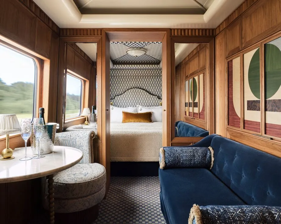 Double suite in the Britanic Explorer