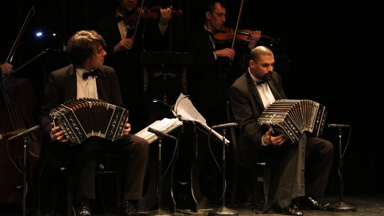 Ver tango y folclore en La Ventana Tango