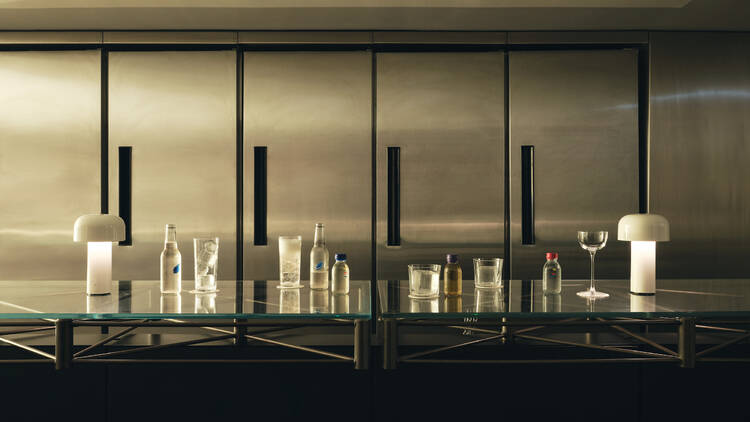 A Bar with Shapes for a Name