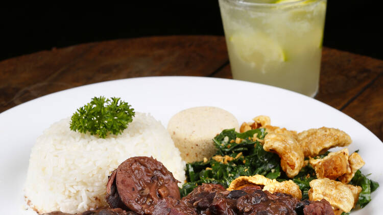 Feijoada aos sábados no Beco do Rato Feijoada aos sábados no Beco do Rato