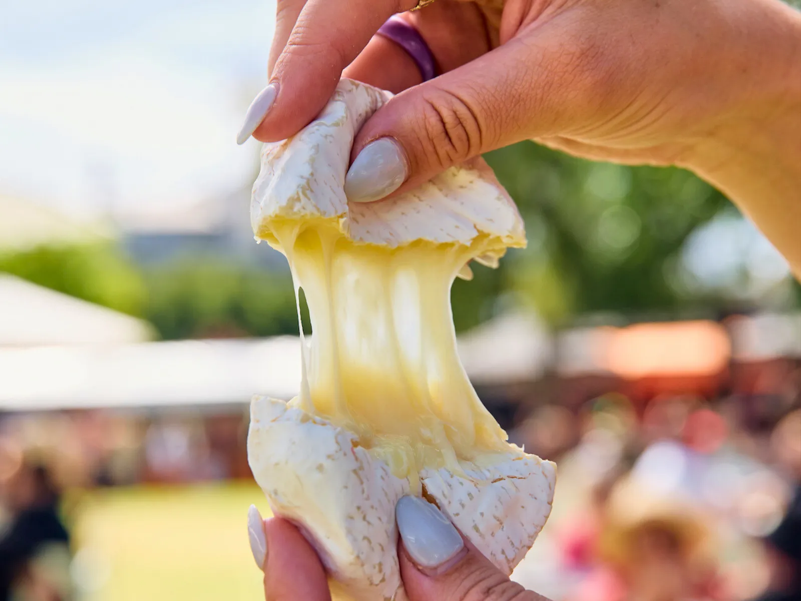 Cheese pull
