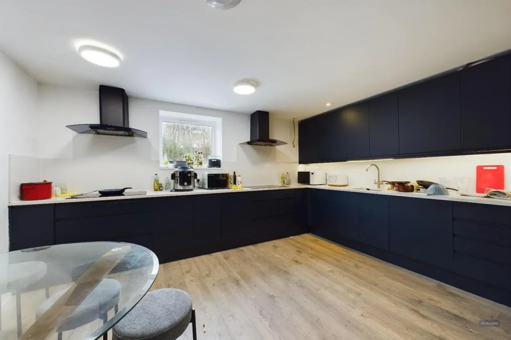 Home above Jesters nightclub in Southampton for sale