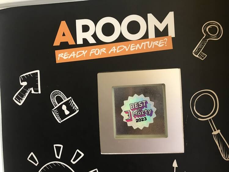 AROOM