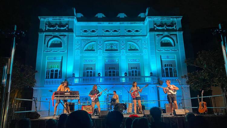 Vibrar amb la ciutat als concerts gratuïts a l'aire lliure