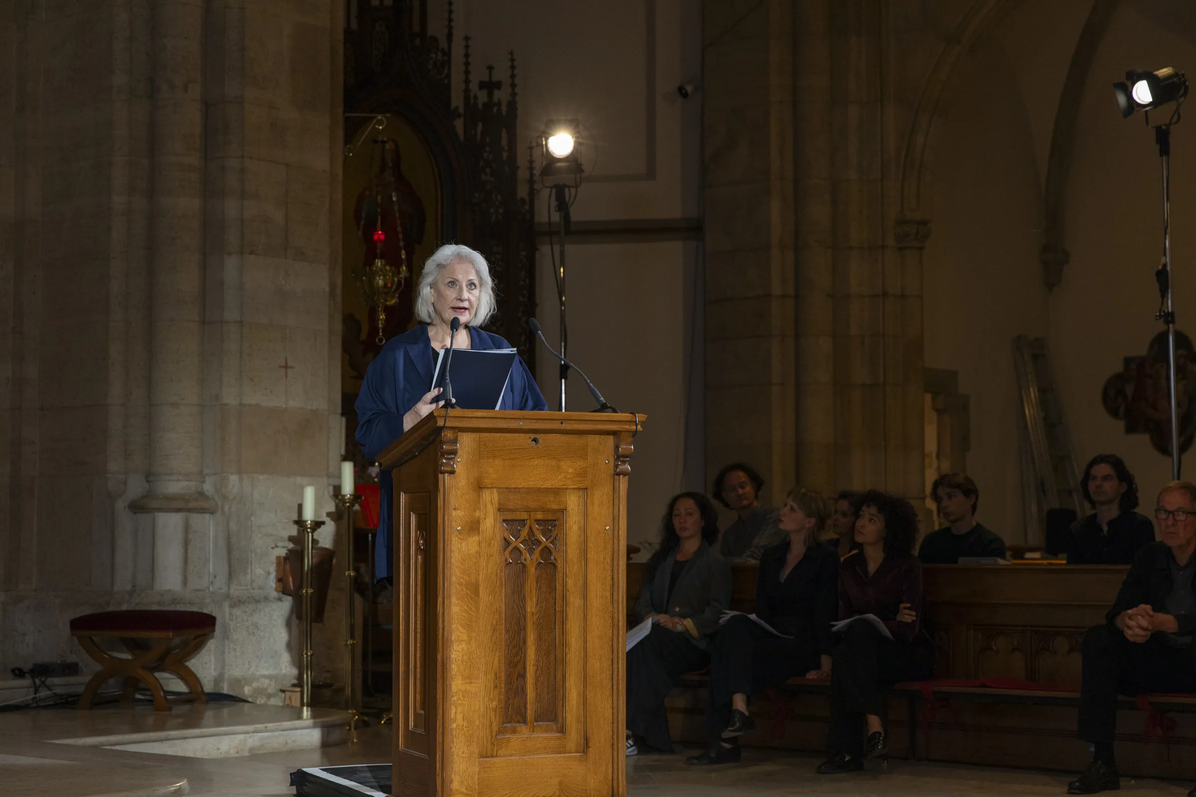 'O Julgamento de Pelicot', de Milo Rau e Servane Dècle