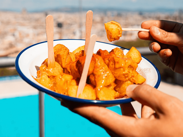 Bar-terraza Salts