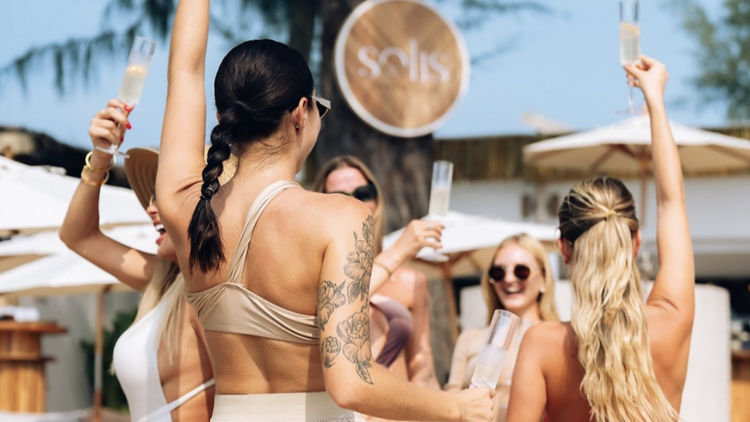 Rose Ritual Ladies Day