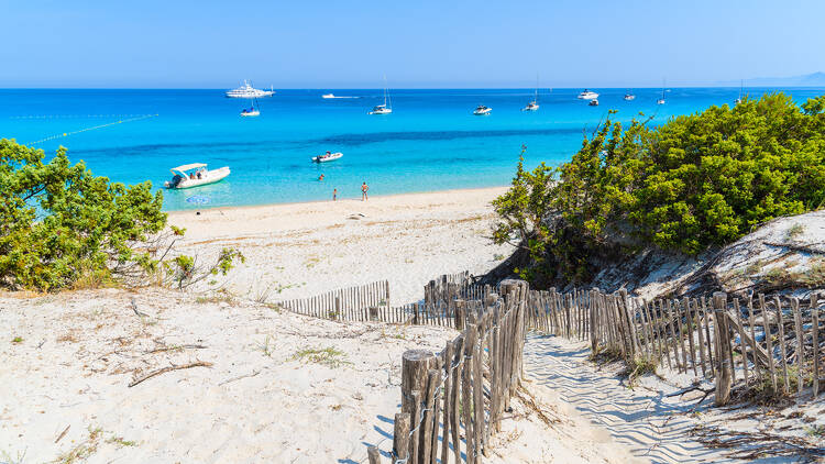 Les plus belles plages secrètes d’Europe à découvrir cet été (et la n°1 est en France)