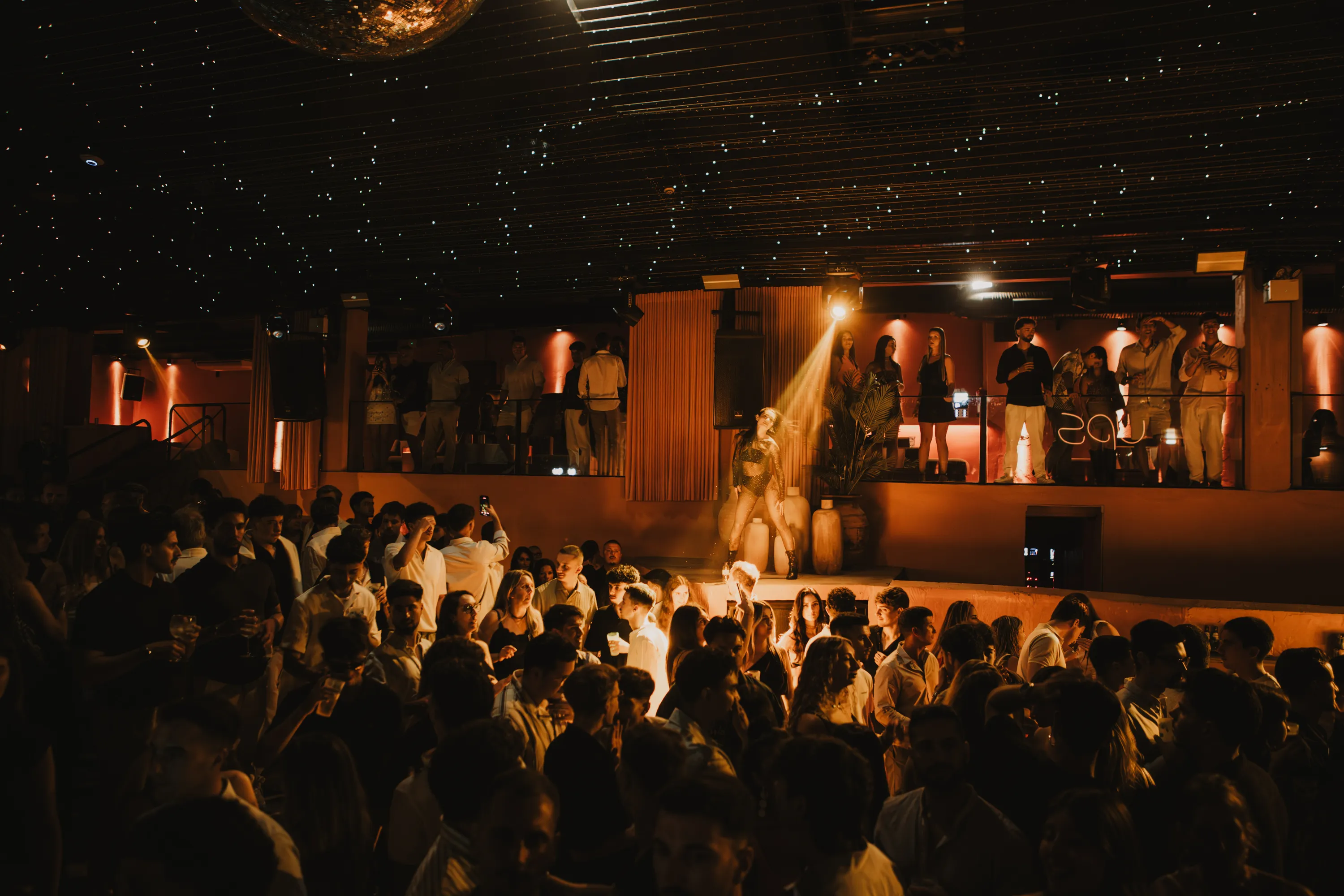 A sala principal da discoteca