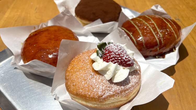 Flour Fresh Cream Donut Flour Fresh Cream Donut