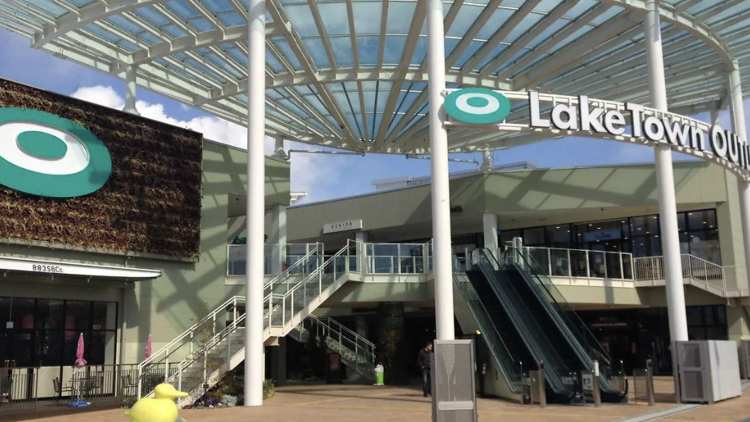 Aeon Laketown Outlet