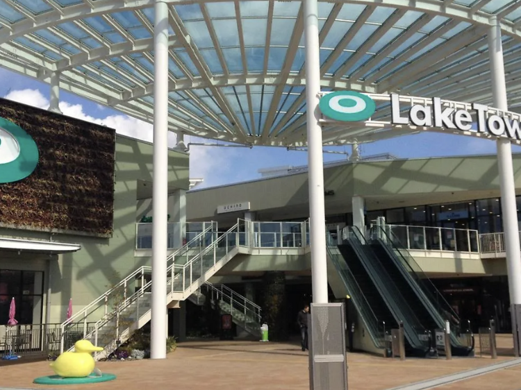Aeon Laketown Outlet