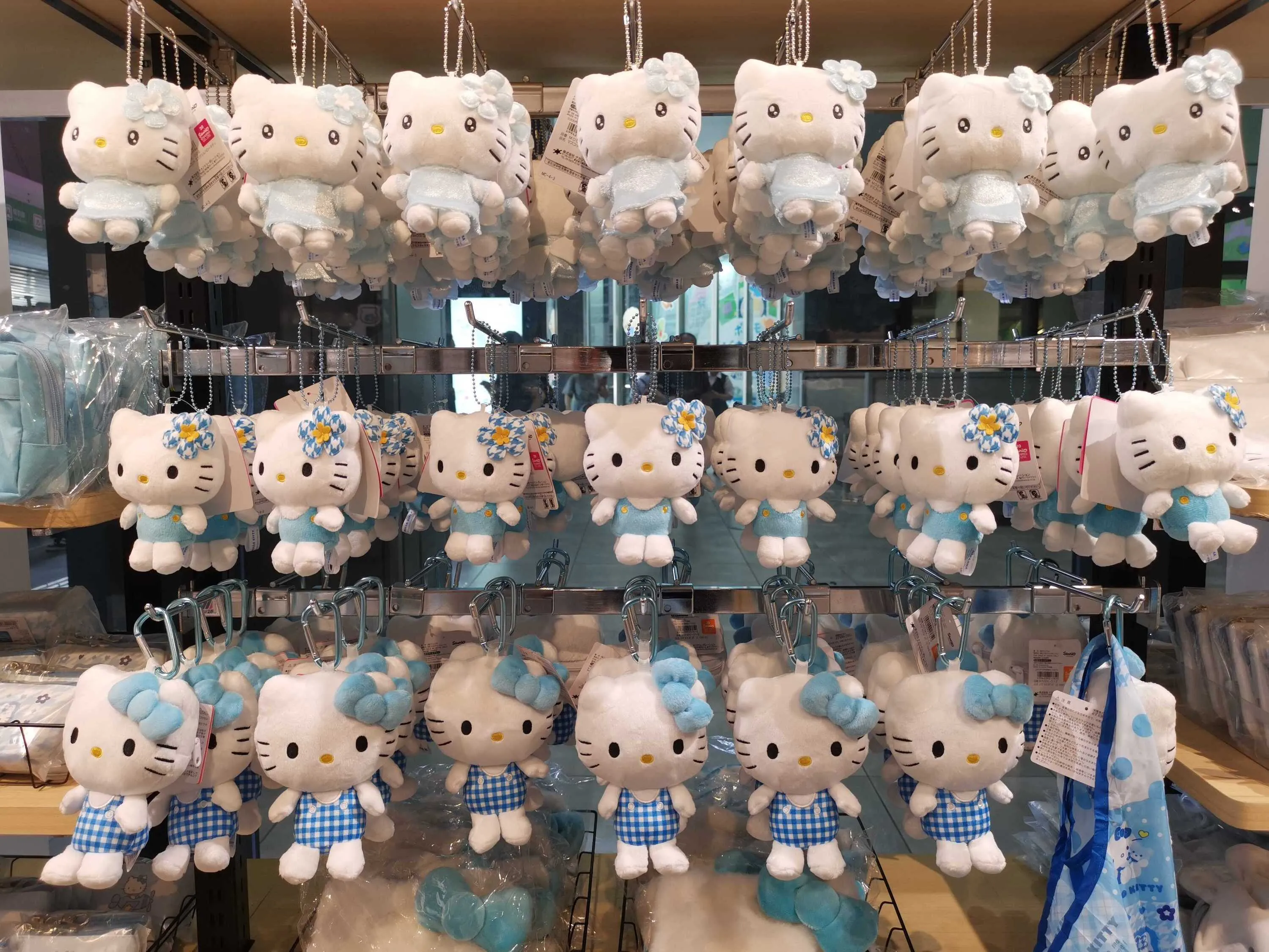 Hello Kitty pop-up store items