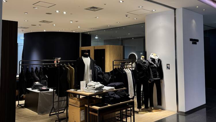 Momotaro Jeans Aoyama