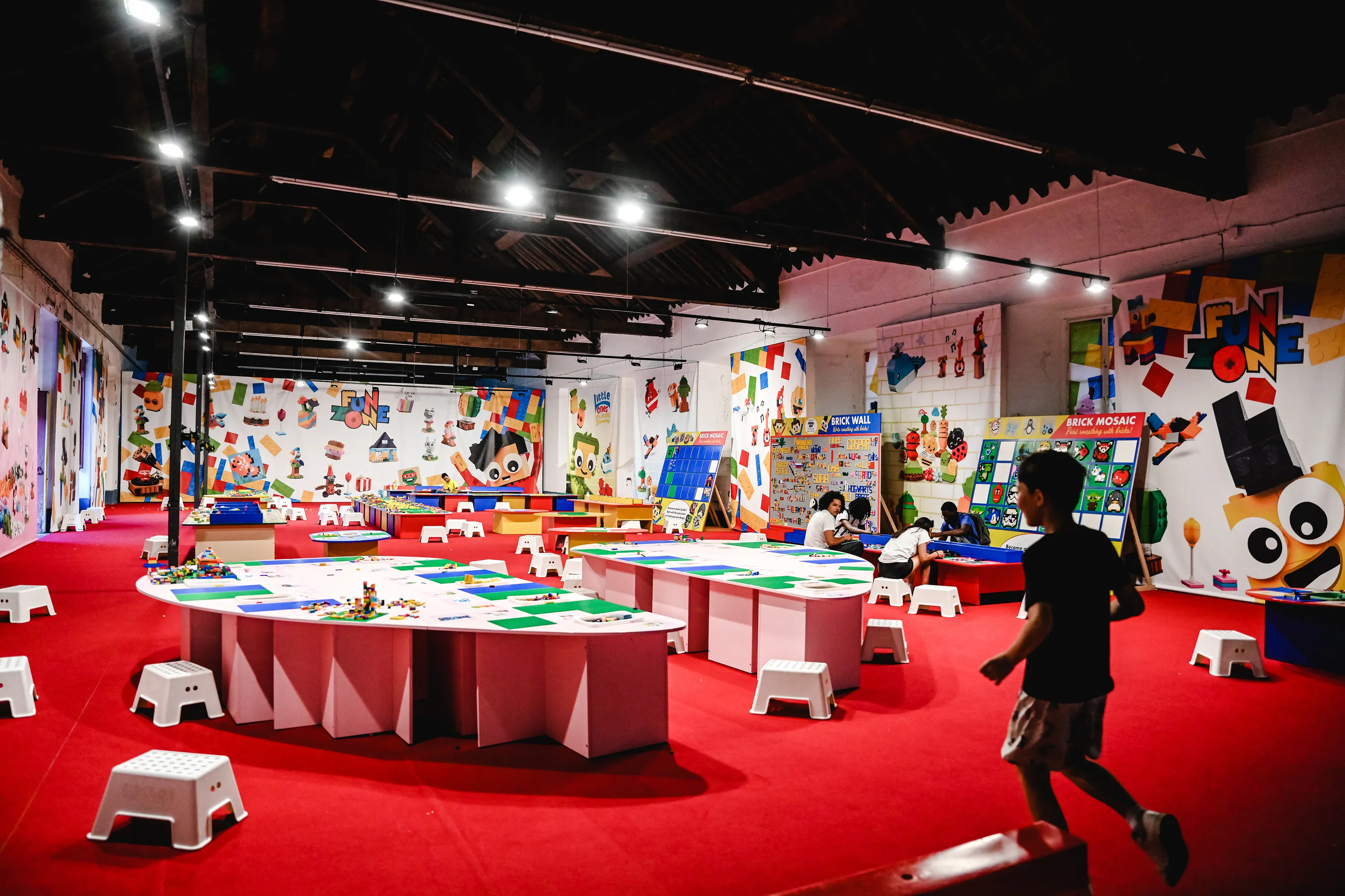 Invasão dos Gigantes - Exposição LEGO