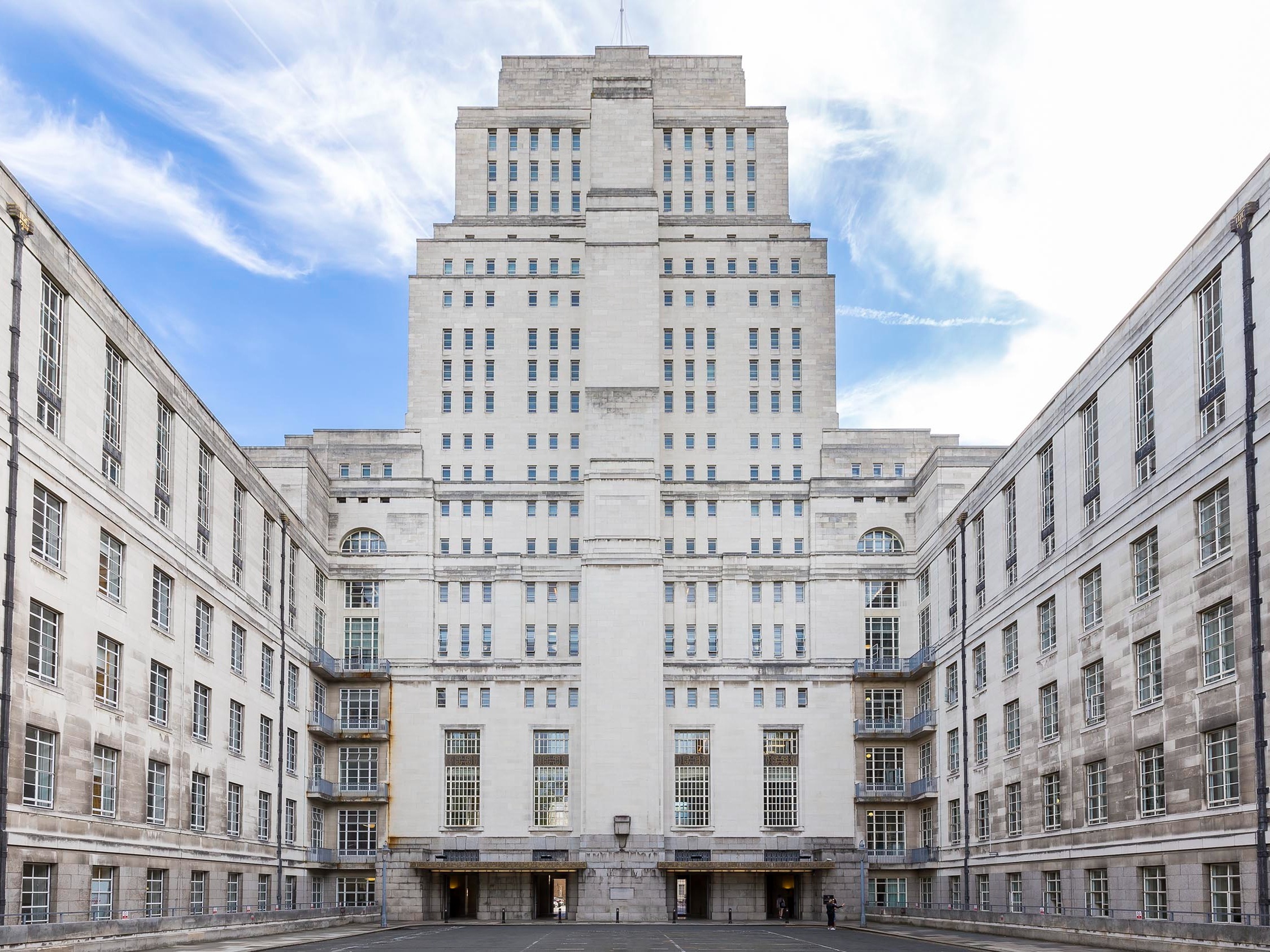 Exterior of Senate House, a tall white, Art Deco style building