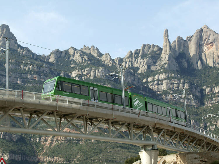 4 escapadas espectaculares por Cataluña en trenes con historia