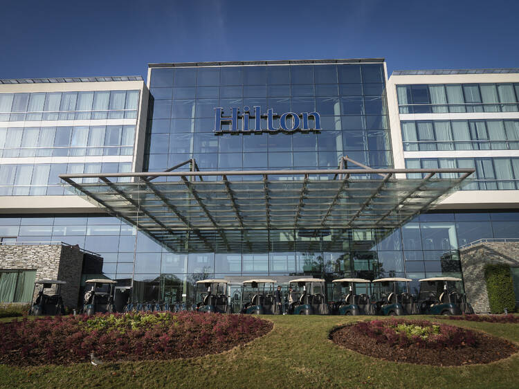 Hilton Pilar