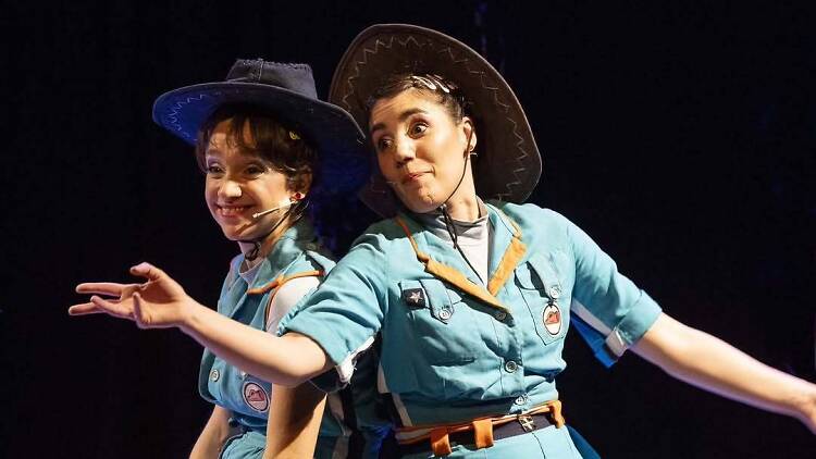 Hermanas Misterio en el Centro Cultural 25 de Mayo