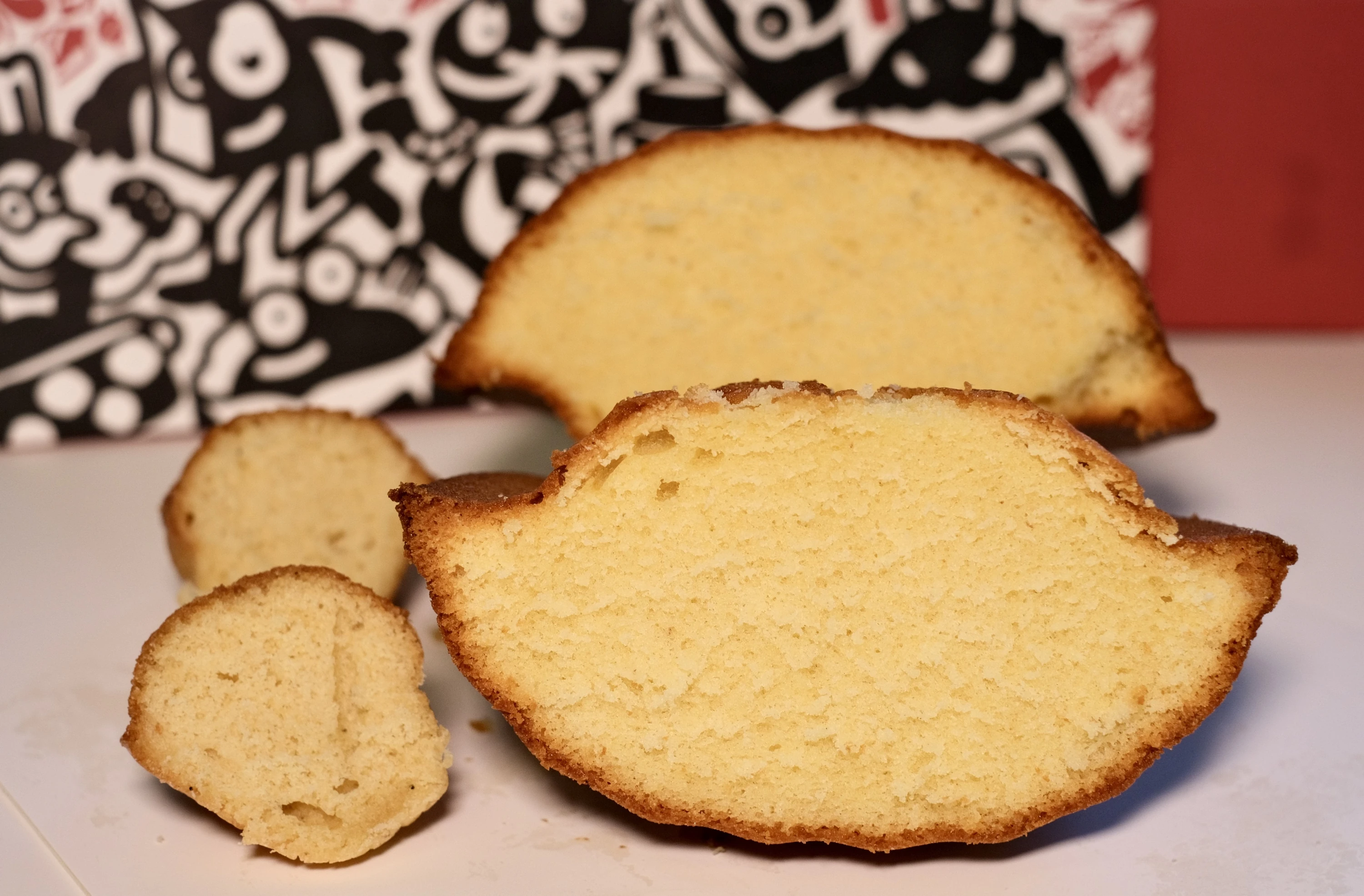 潮流興巨型甜品？文華餅房巨型檸檬瑪德蓮蛋糕/網紅店4XL 蛋撻/開心果特大曲奇