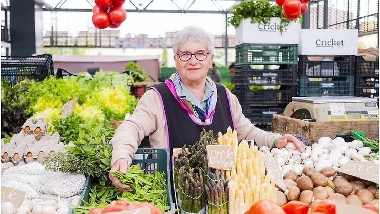 9. ¡Llenar la despensa con productos locales del Empordà en su mercado!